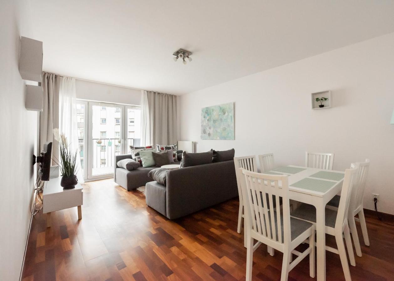 Wola Sunset Apartment Free Parking Varsó Kültér fotó