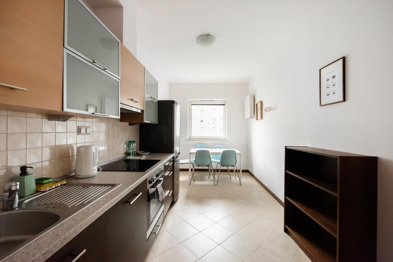 Wola Sunset Apartment Free Parking Varsó Kültér fotó